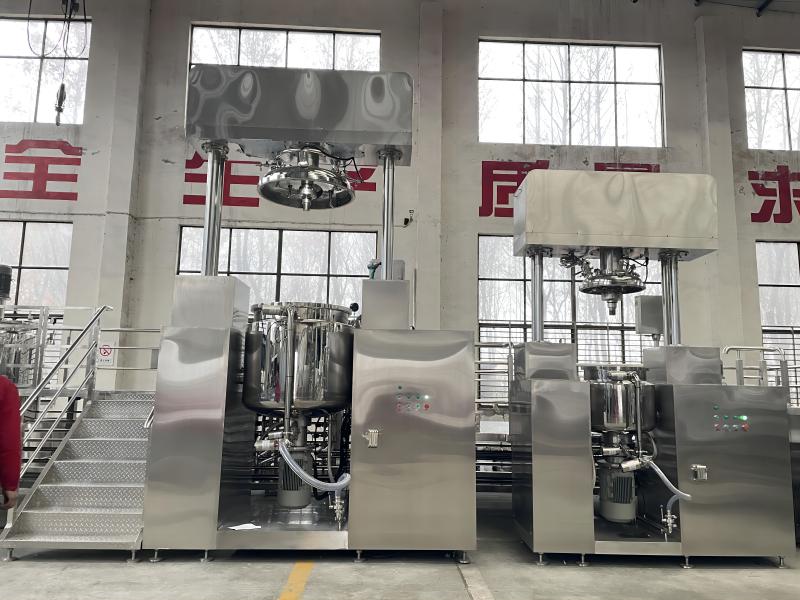 Vacuum-homogenizing-emulsifier4